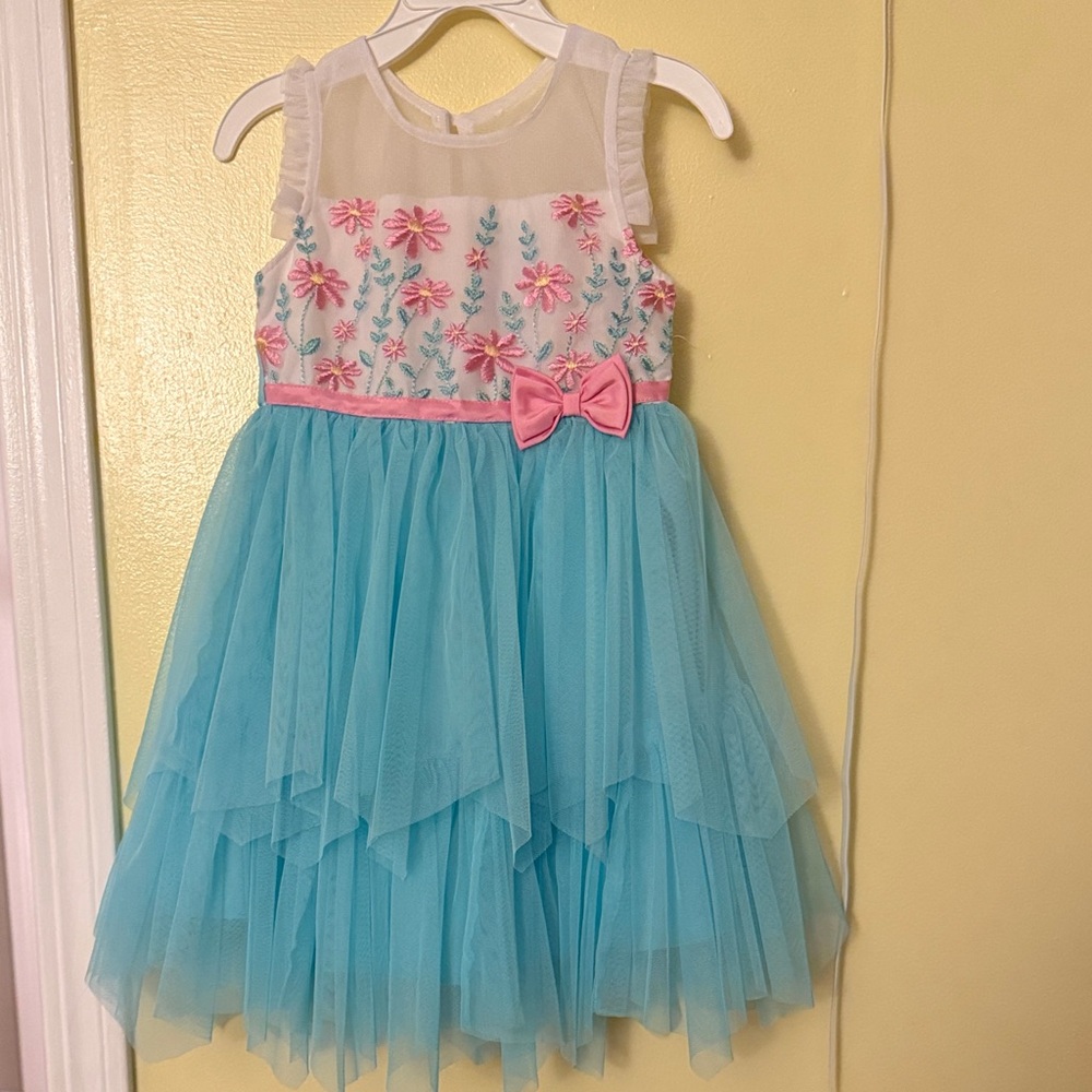 Jona Michelle White and Blue Dress